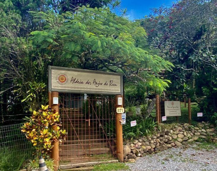 Condominio Aldeia Dos Anjosdo Rosa 普腊亚罗萨 外观 照片